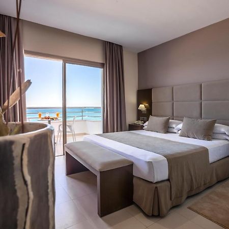 Hotel Omeya Мартил Екстериор снимка