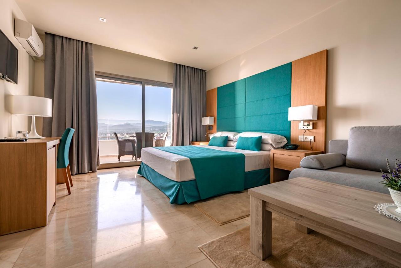 Hotel Omeya Мартил Екстериор снимка