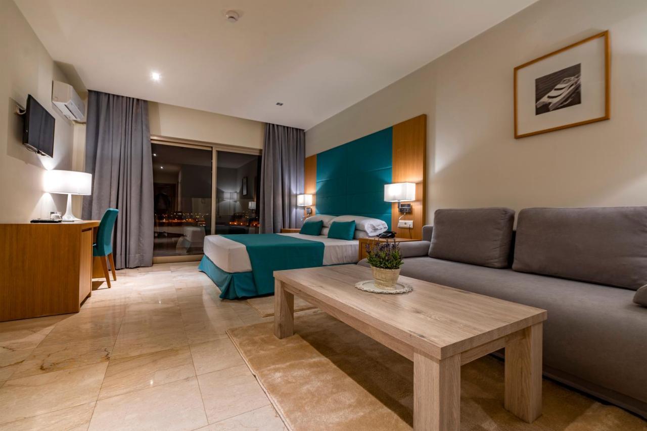 Hotel Omeya Мартил Екстериор снимка